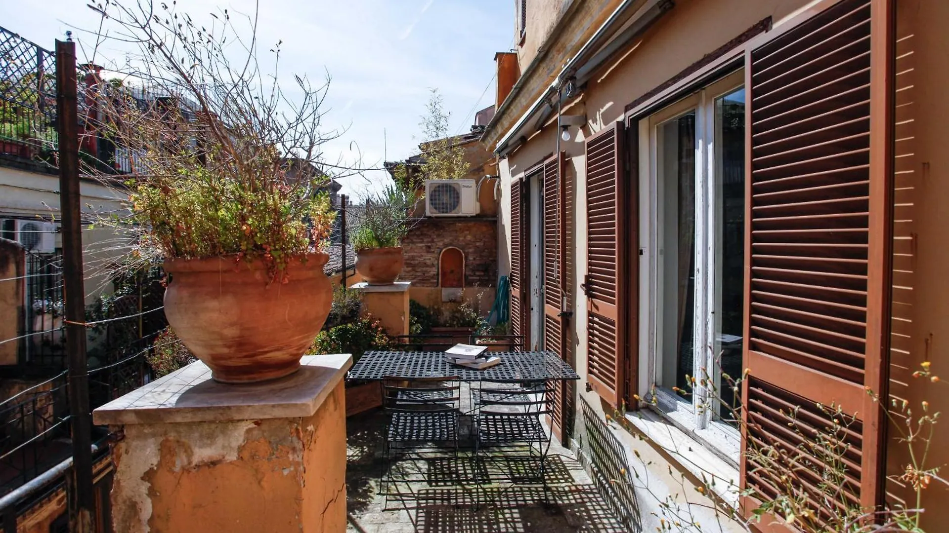 Above Pantheon Roof Apartment Rome 0*,  Italy